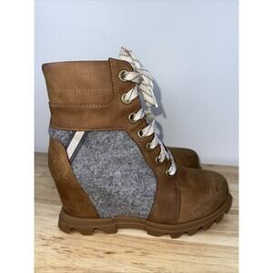 Sorel Women's Joan of Arctic Wedge III Lexie Bootie Boots Taffy Sz 7